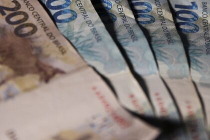 divida-publica-sobe-0,22%-em-marco-e-supera-r$-7,5-trilhoes