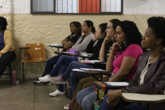 cursinho-popular-tem-ate-6-de-maio-para-inscricao-em-programa-do-mec