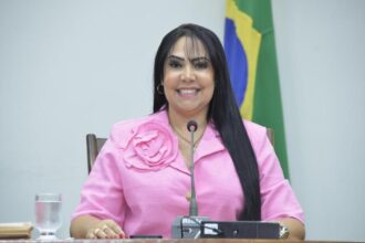 janad-valcari-solicita-a-implantacao-de-escola-militar-em-combinado