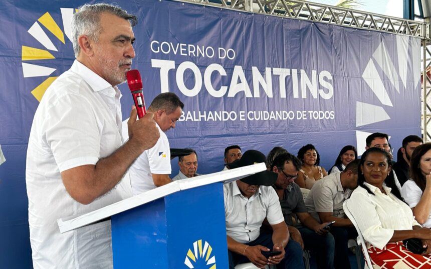 amelio-cayres-prestigia-entrega-de-obras-em-buriti-e-defende-construcao-de-hospital-na-cidade