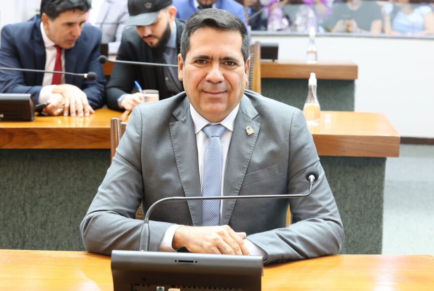 agora-e-lei:-proposta-de-marcus-marcelo-torna-obrigatorio-o-combate-ao-bullying-nas-escolas-do-to