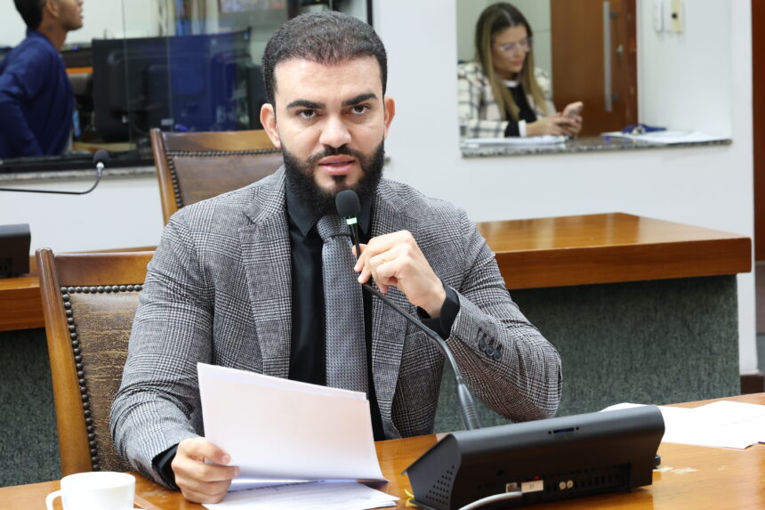 aprovado-pl-de-leo-barbosa-que-incentiva-o-esporte-para-criancas-e-adolescentes-em-vulnerabilide