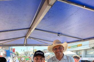 deputado-moisemar-marinho-marca-presenca-na-xxxv-cavalgada-de-araguaina