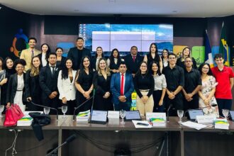 camara-municipal-de-araguaina-realiza-a-7a-edicao-do-projeto-“vereador-por-um-dia”