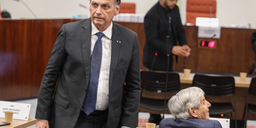 bolsonaro-nega-plano-de-golpe,-pede-desculpa-ao-stf-e-critica-urnas