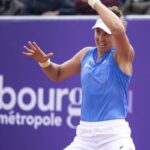 bia-haddad-da-adeus-ao-wta-de-londres;-dupla-de-stefani-vai-as-quartas